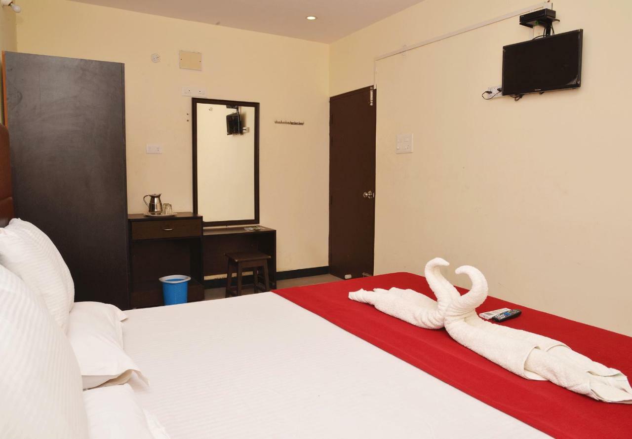 Krish Residency Hotel Madurai Bagian luar foto