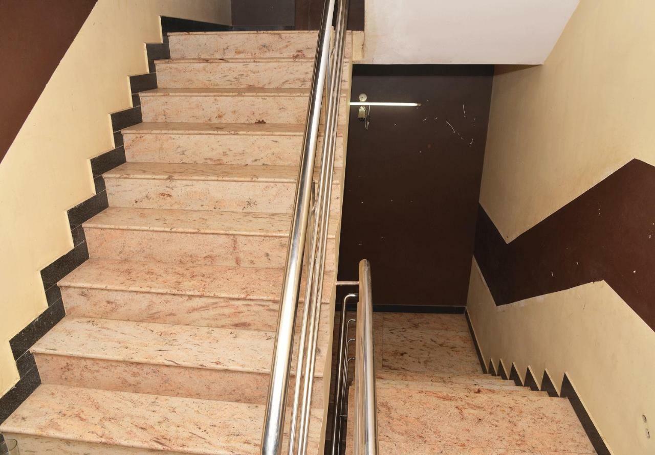 Krish Residency Hotel Madurai Bagian luar foto