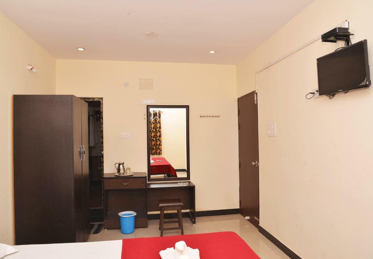 Krish Residency Hotel Madurai Bagian luar foto