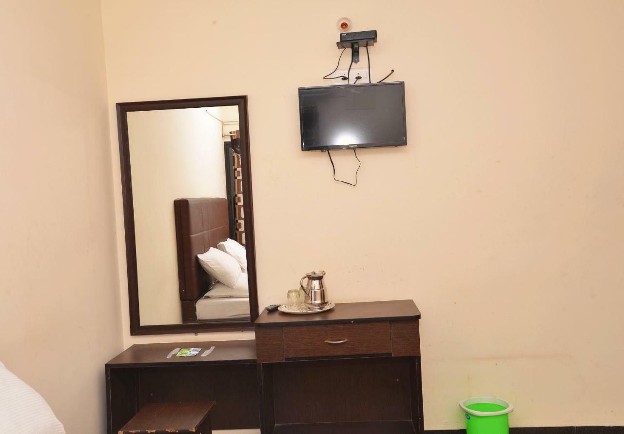Krish Residency Hotel Madurai Bagian luar foto