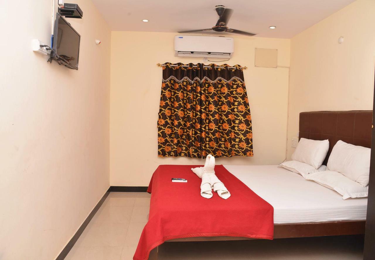 Krish Residency Hotel Madurai Bagian luar foto