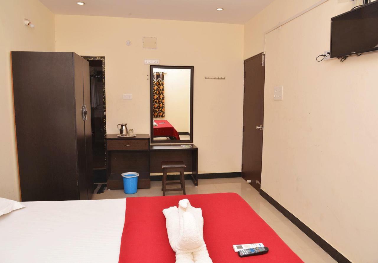 Krish Residency Hotel Madurai Bagian luar foto